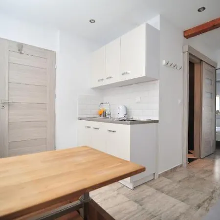 Bernardo Apartament *